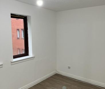 1 Bed Flat, Gladstone Street, G4 - Photo 2