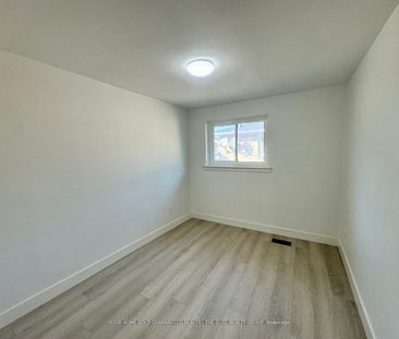 For Lease - 3276 Victory Crescent Unit# Main, Mississauga, Ontario - Photo 4