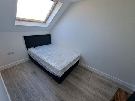 Malefant Street, Cardiff - Photo 2