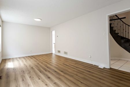 For Lease - 107 Joycedale Street Unit# Upper, Markham, Ontario - Photo 4
