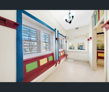 2/194 Spit Road, Mosman, NSW 2088 - Photo 2