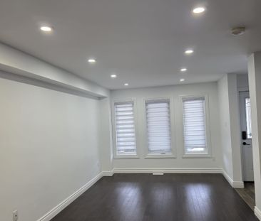 For Lease - 471 John Deisman Boulevard, Vaughan, Ontario - Photo 2