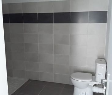 T2 AVEC PARKING + TERRASSE - Photo 2