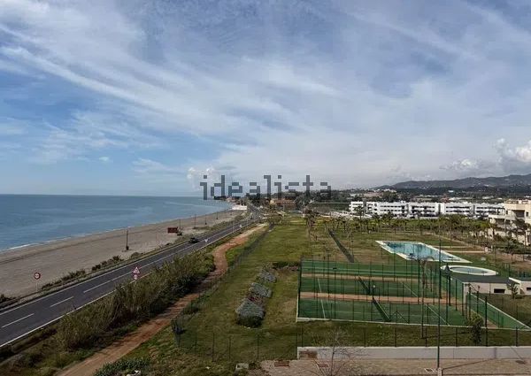 Alquiler de chalet adosado en Avenida europa