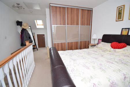 Park Drive, Lofthouse, Wakefield - Photo 4