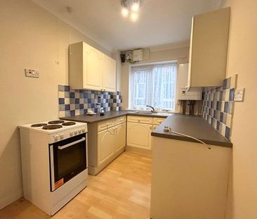 Warwick Road, Scunthorpe - Photo 2