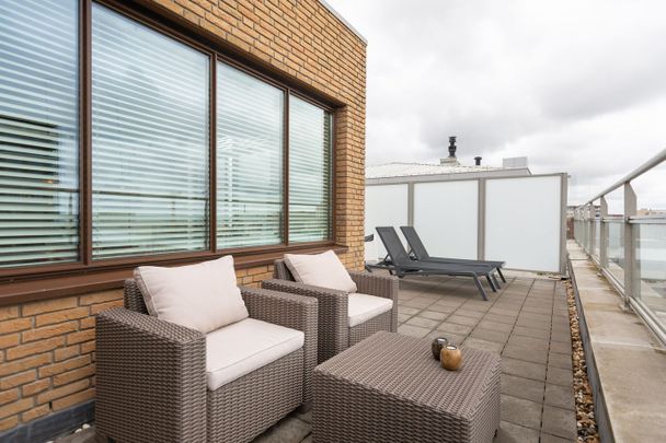 Appartement te huur: Hellingweg 72-A 2583 WH Den Haag - Foto 1
