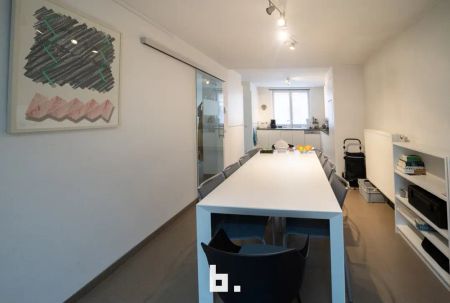 Ruime gezinswoning met tuin op toplocatie in Sint-Andries - Photo 4