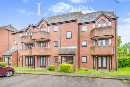 1 bedroom apartment to rent Ashtree Court - Photo 2