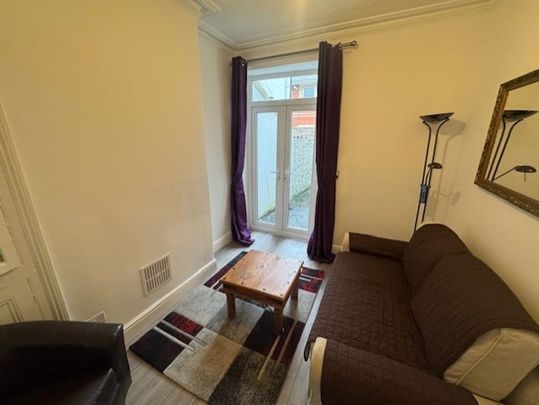 1 bedroom in a house share to rent - Photo 1