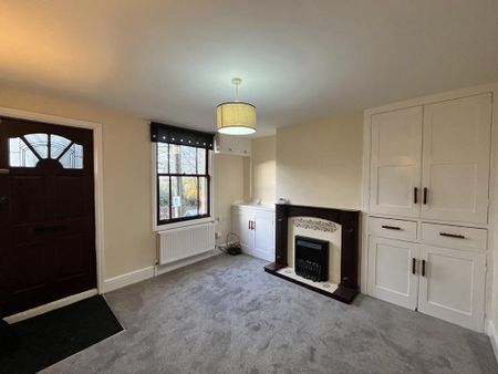 2 bedroom terraced house to rent - Photo 2