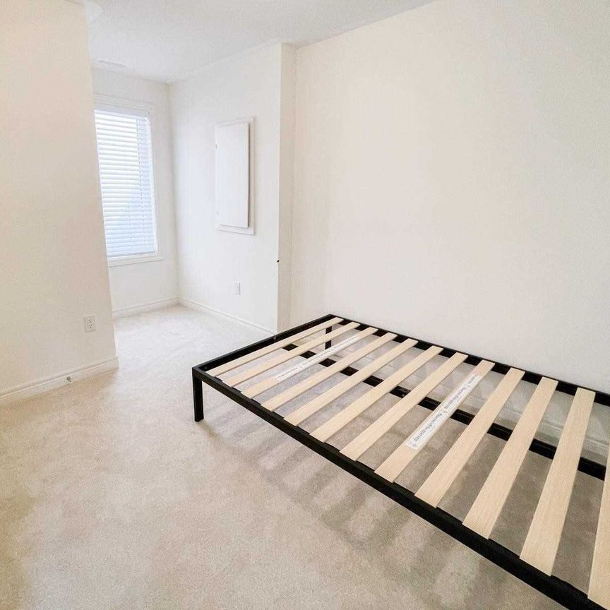 For Lease - 9440 Bayview Avenue Unit# Coach, Richmond Hill, Ontario - Photo 1