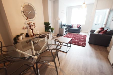 Hawkins Street, Liverpool. - Photo 3