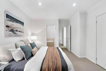 “Your new home awaits!” - Photo 2