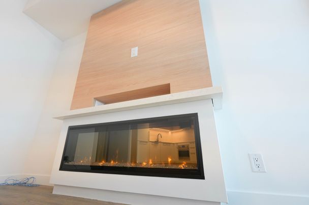 For Lease - 1050 Eastern Avenue Unit# 1315, Toronto, Ontario - Photo 1