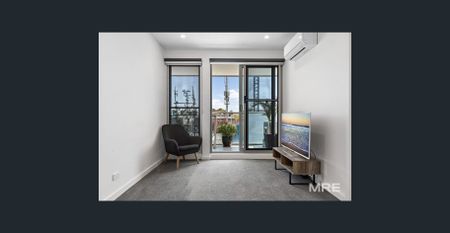 A modern home in the perfect location - Photo 3