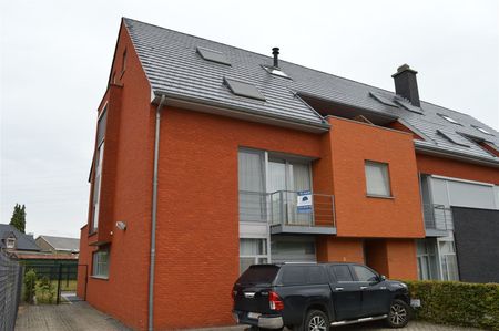 TE HUUR: Appartement met 2 slaapkamers en ruim terras te Zonhoven! - Photo 2