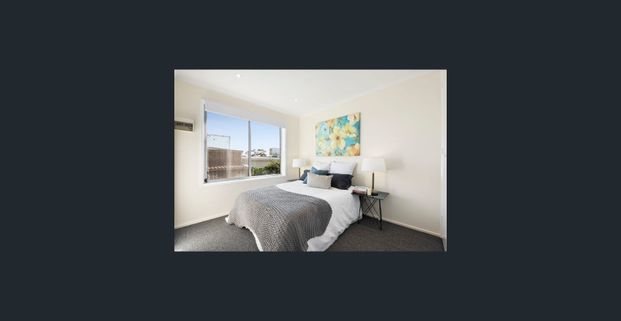 Everything you could need in Elsternwick - Photo 1