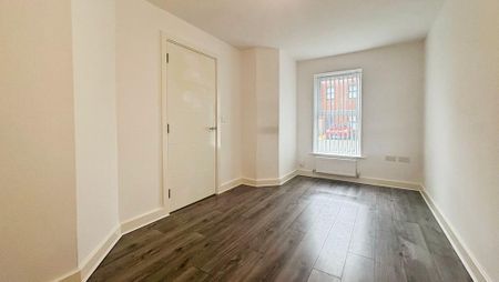 2 bedroom terraced house to rent - Photo 2