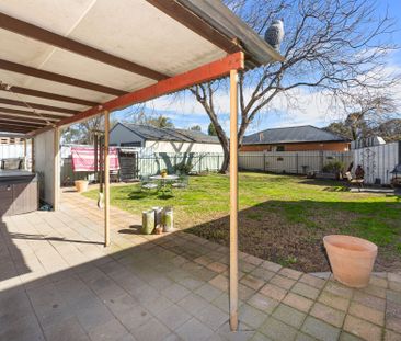 9 Lonergan Place East Wagga Wagga NSW - Photo 4