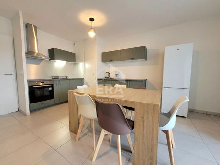 LOCATION MEUBLEE - LONS : Appartement neuf T3 de 62 m² avec 2 parking et terrasse - Photo 4