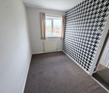 3 bedroom semi-detached house to rent - Photo 6