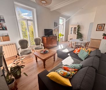 Location Appartement 4 pièces 91m² NIMES 30000 - Photo 1