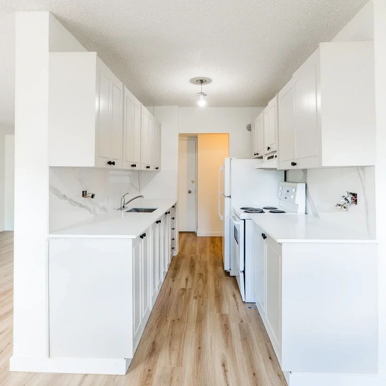 2 Bedroom - Photo 1