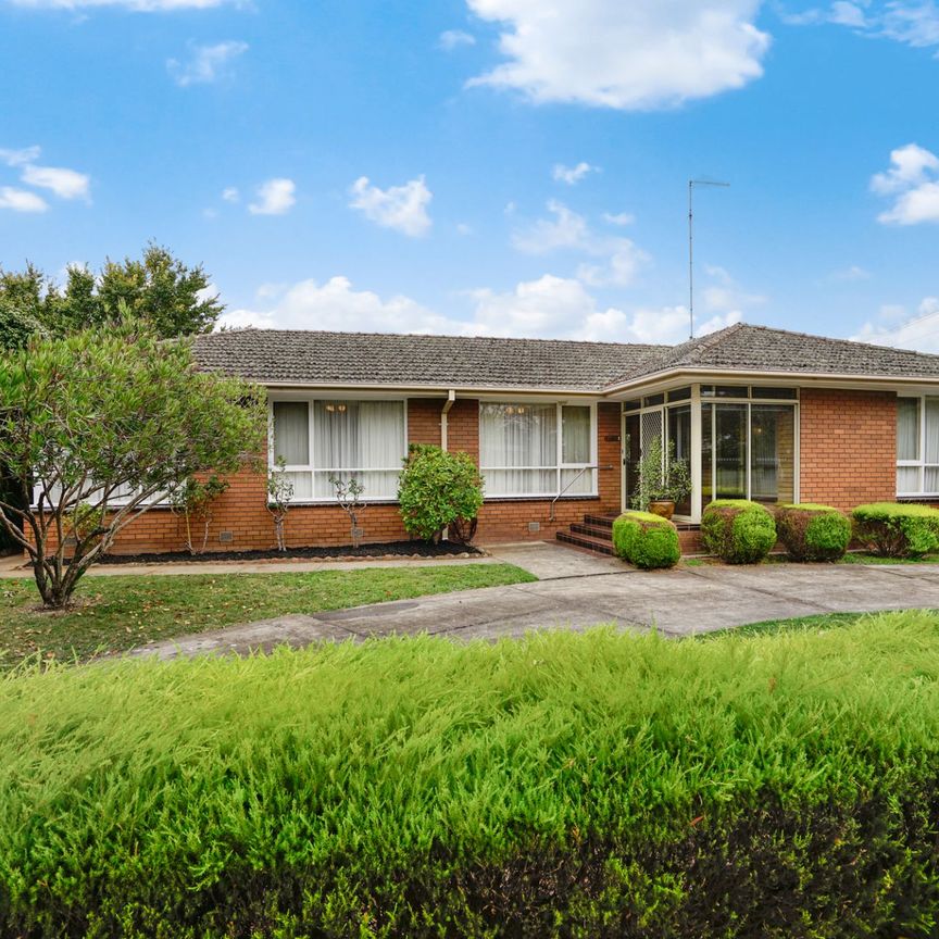 1795 Sturt Street, Alfredton - Photo 1