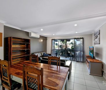 Fully Furnished Unit Right in the Heart of Gladstone - Photo 2