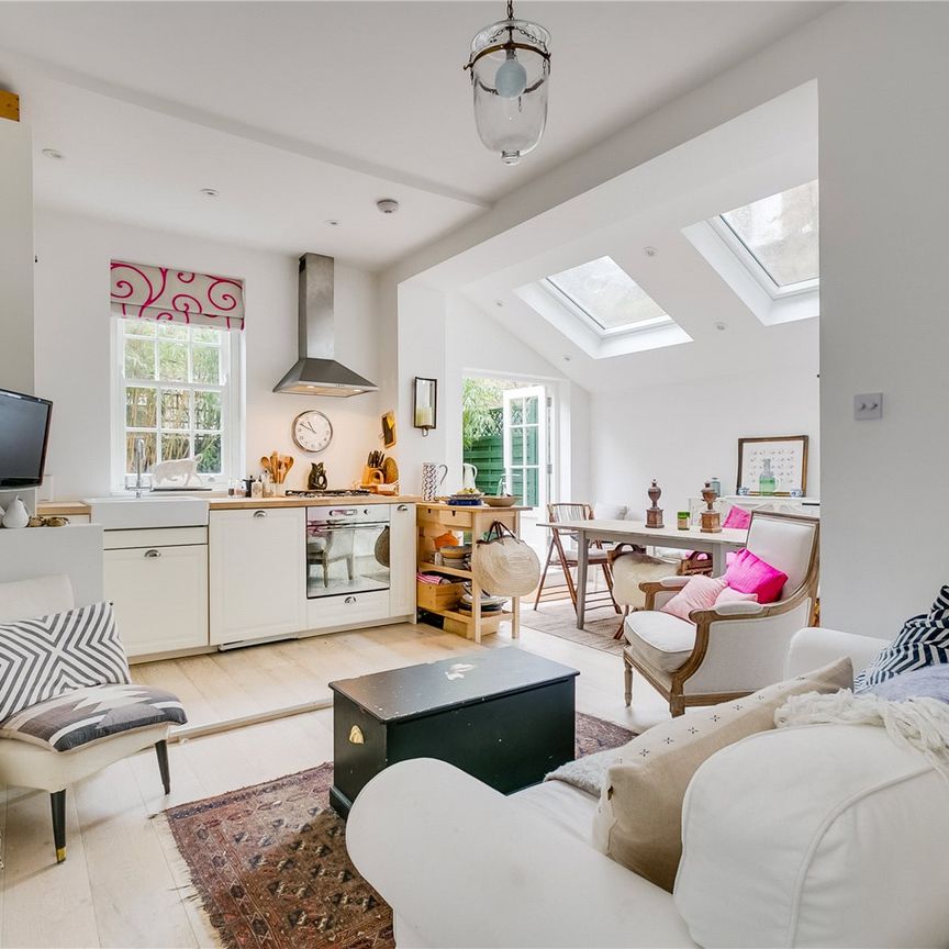 Hackford Road, SW9, London - Photo 1