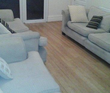 4 bedroom house share to rent - Photo 1
