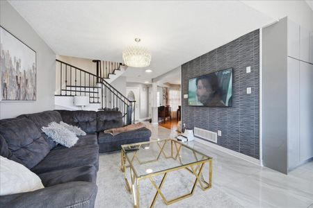 For Lease - 7387 Davemark Court, Mississauga, Ontario - Photo 5