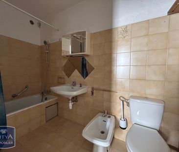 Location Appartement 2 pièces 53m² CARPENTRAS 84200 - Photo 5