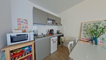 Location Appartement 2 pièces 42m² POITIERS 86000 - Photo 4