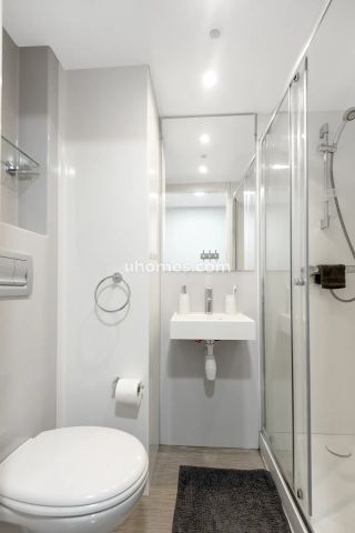 Classic Ensuite - Photo 5