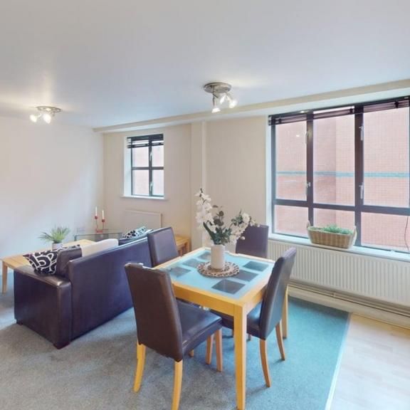 2 bedroom apartment to rent - Photo 1
