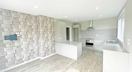 Conveniently Located & Plenty of Room - Photo 4