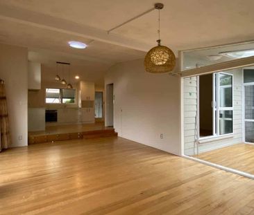 4-Bedroom Family Home - Photo 2