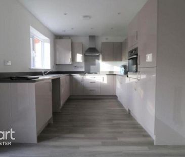 3 bedroom detached house to rent - Photo 1