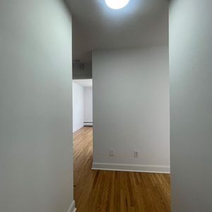 1 CH - 1 SDB - Montréal - $1,300 /mo - Photo 2