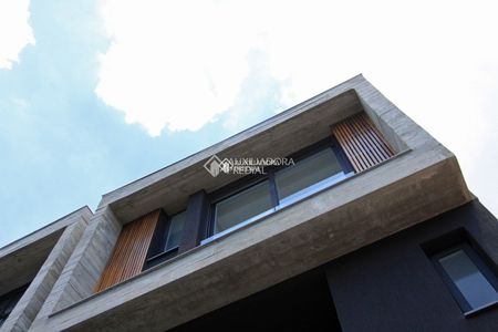 Casa com 3 quartos e 203m² para alugar em Higienópolis, Porto Alegre. - Photo 3