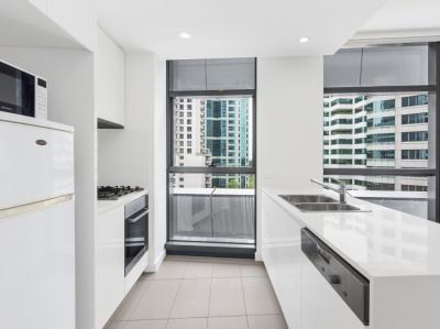 Contemporary living in the heart of Chatswood - Photo 4