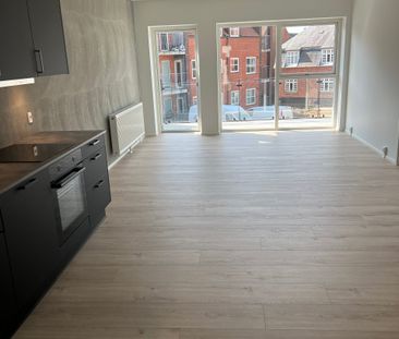 Ny lejlighed med egen altan - Photo 5