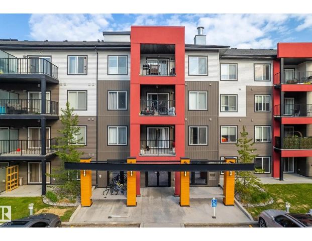 Condo Available For Rent in Windermere — 2 Bedrooms Condo Unit - Photo 1