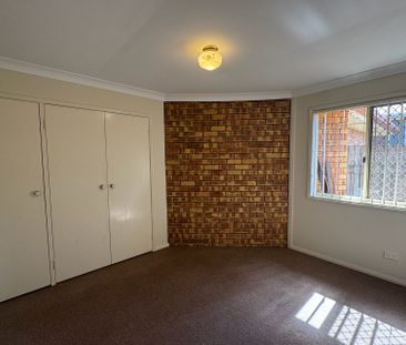 2/33 Creedon Drive - Photo 3