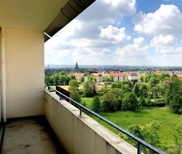 Traumhafte Aussicht vom Sonnenbalkon! Frisch saniert! - Photo 1