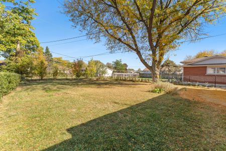 For Lease - 8816 Roosevelt Street Unit# Lower, Niagara Falls, Ontario - Photo 4