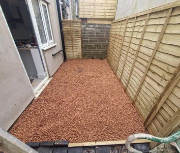 Graig Terrace, Graig, PONTYPRIDD - Photo 5