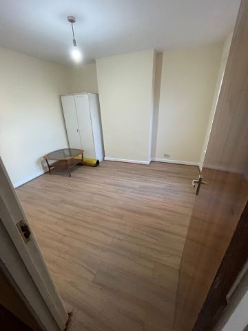 Room in a Shared Flat, East Park Road, LE5 - Photo 2
